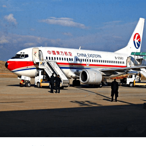 桂林机场邮寄航空快运业稳步发展的原因是什么？